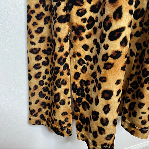 Charter Club Intimates Leopard Print Zip Front Robe - Picture 9 of 13
